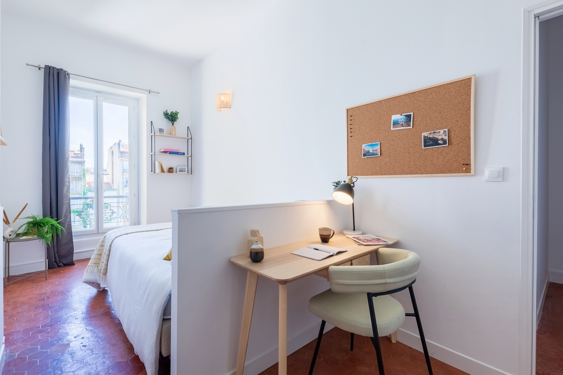 colocation-coliving-marseille-castellane-dupre3-Chambre-302-bure