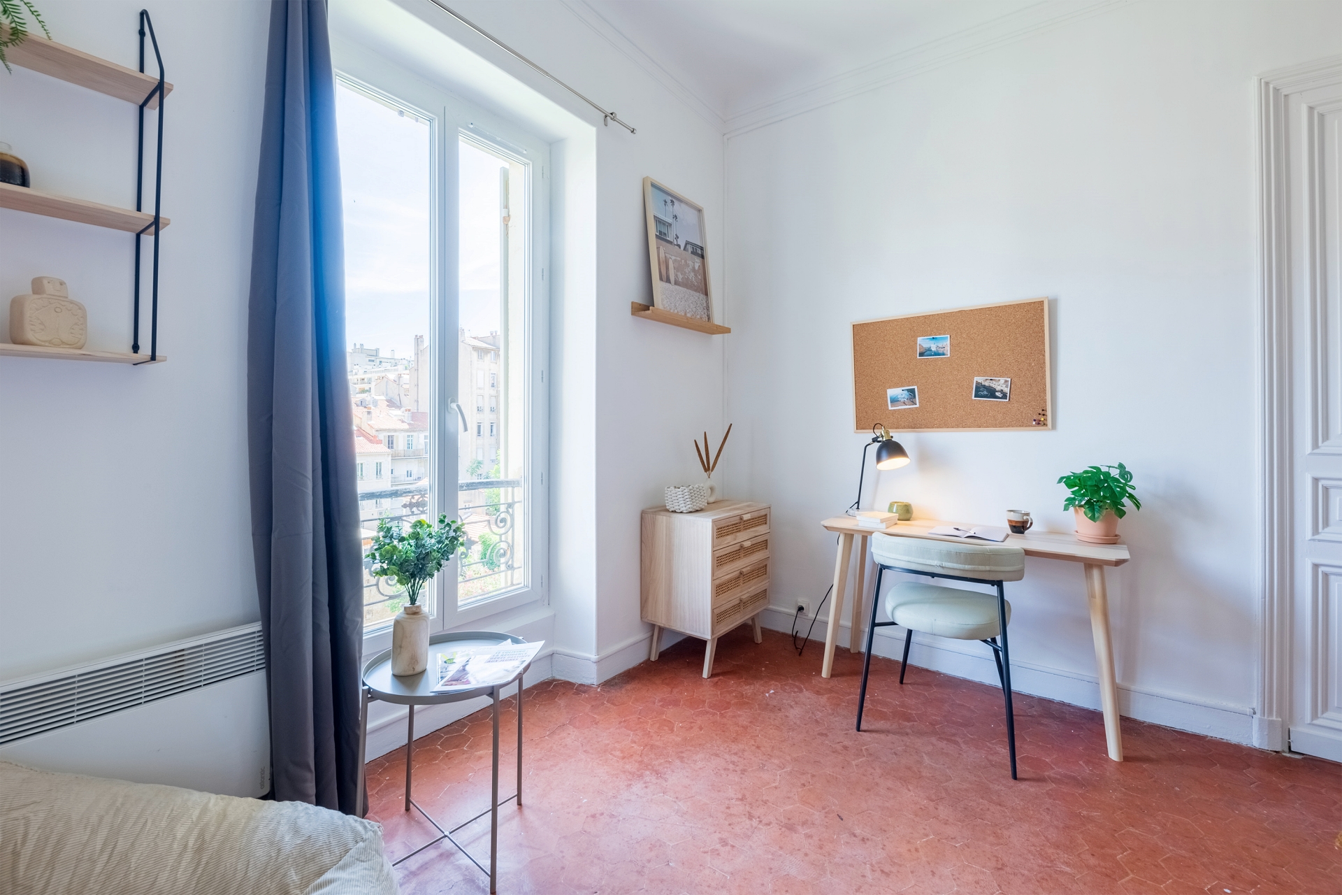 colocation-coliving-marseille-castellane-dupre3-Chambre-304-bureau