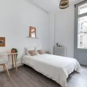Chambre lumineuse en colocation Montpellier