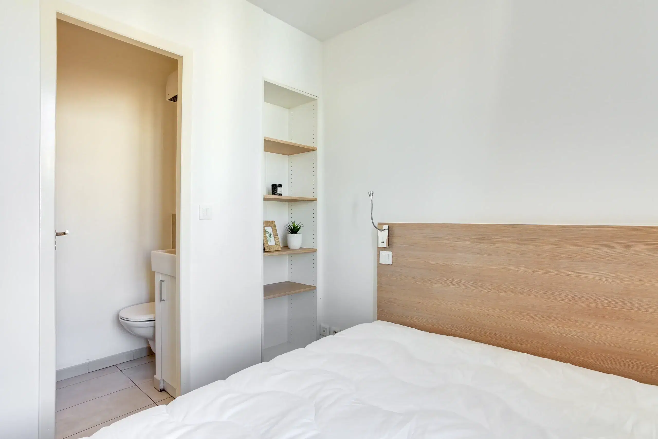 t2-marseille-dames-6-chambre