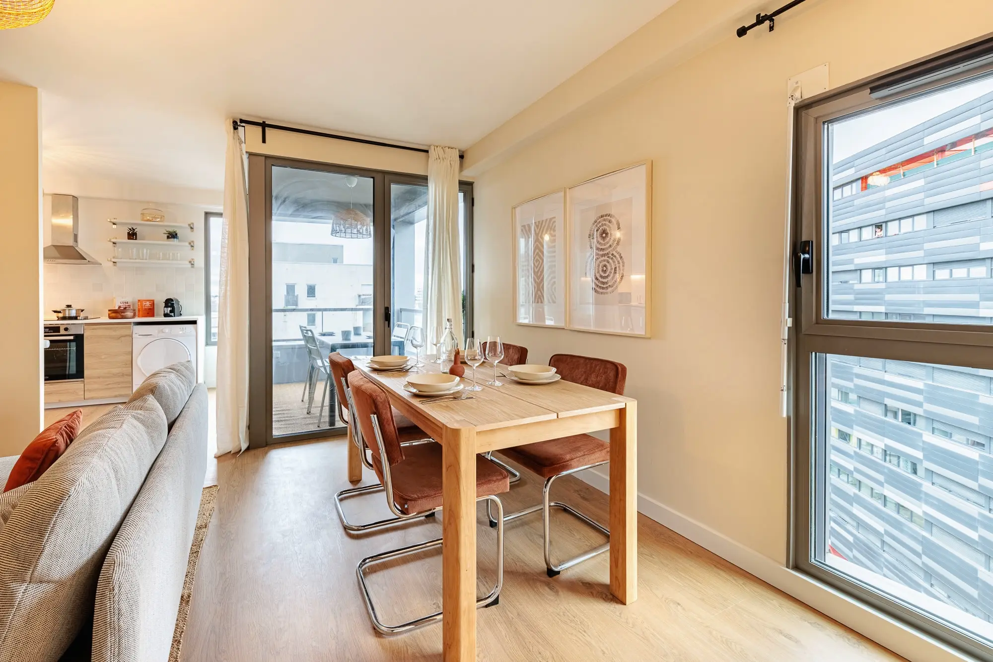 coliving-colocation-nantes-bolardiere-salle-manger