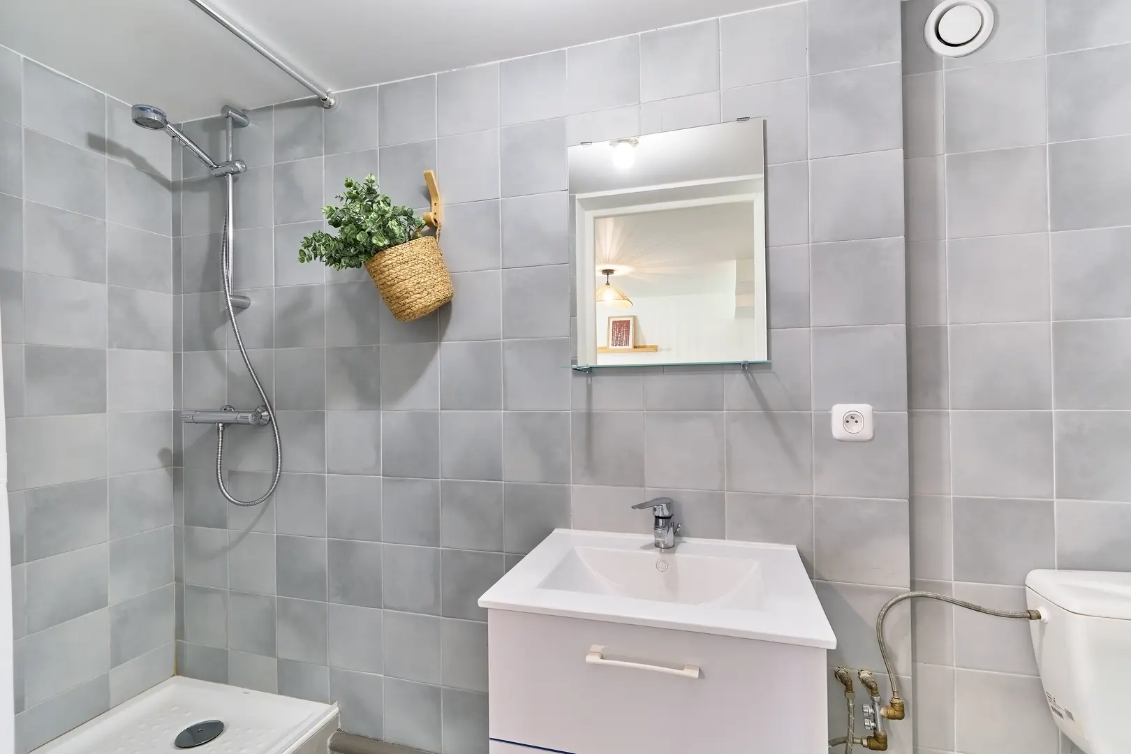 maison-coliving-colombes-paris-saint-hilaire-studio-2-sdb