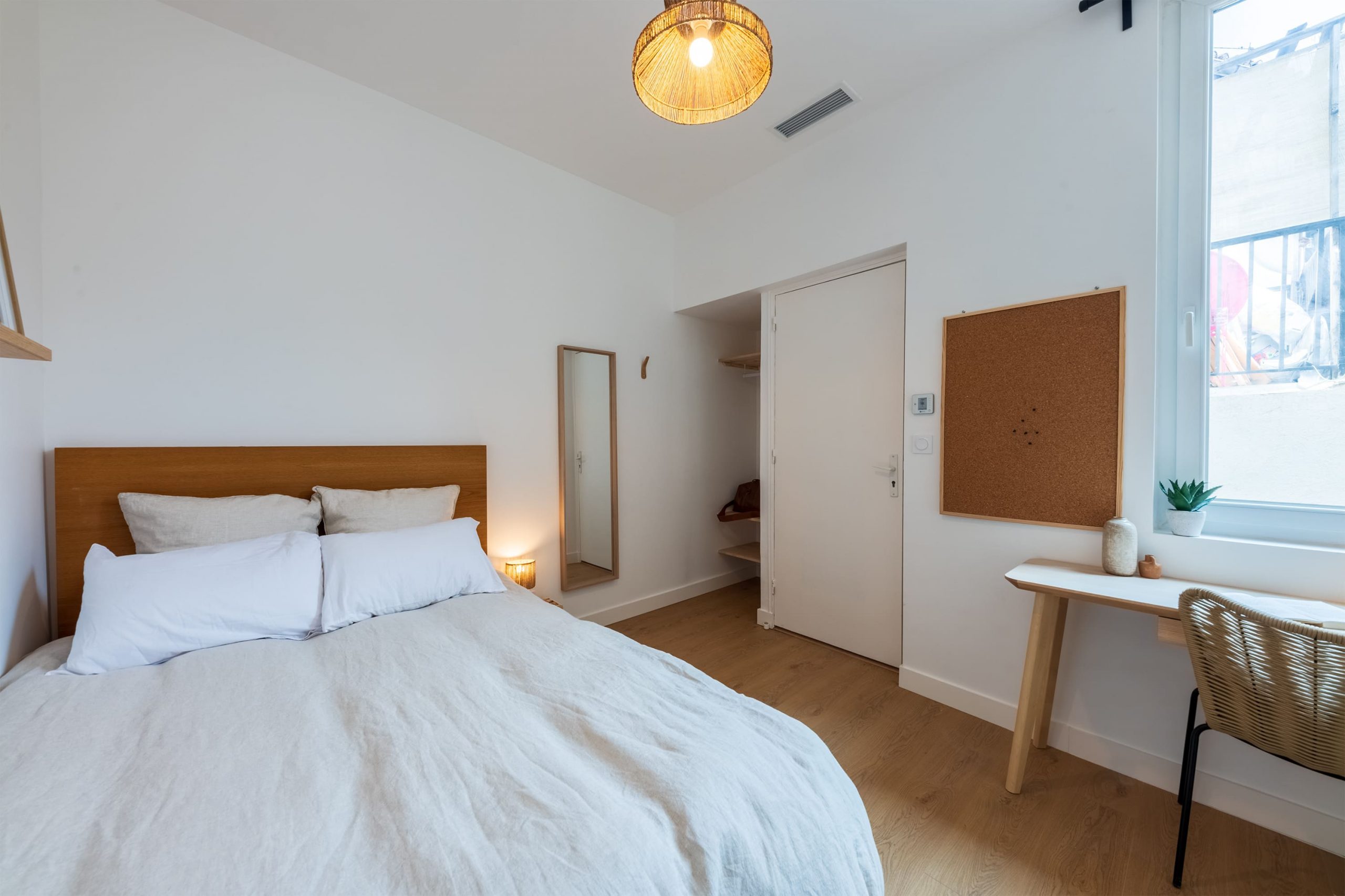 colocation-cours-julien-marseille-Chambre 203