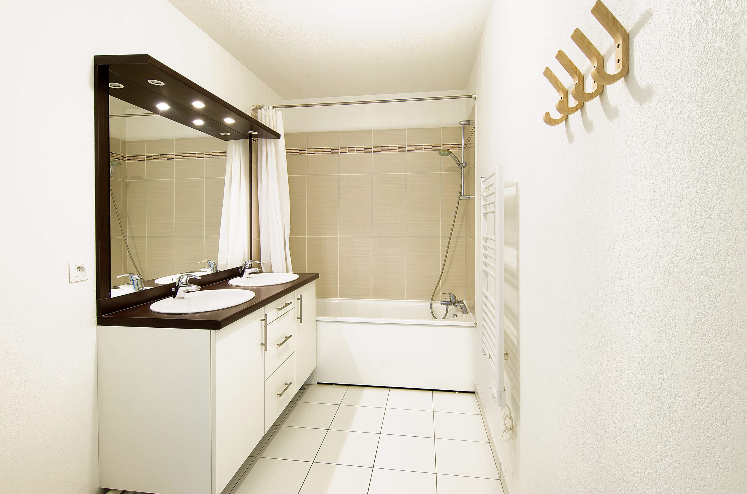 colocation-bordeaux-victor-hugo-coliving-salle-de-bain