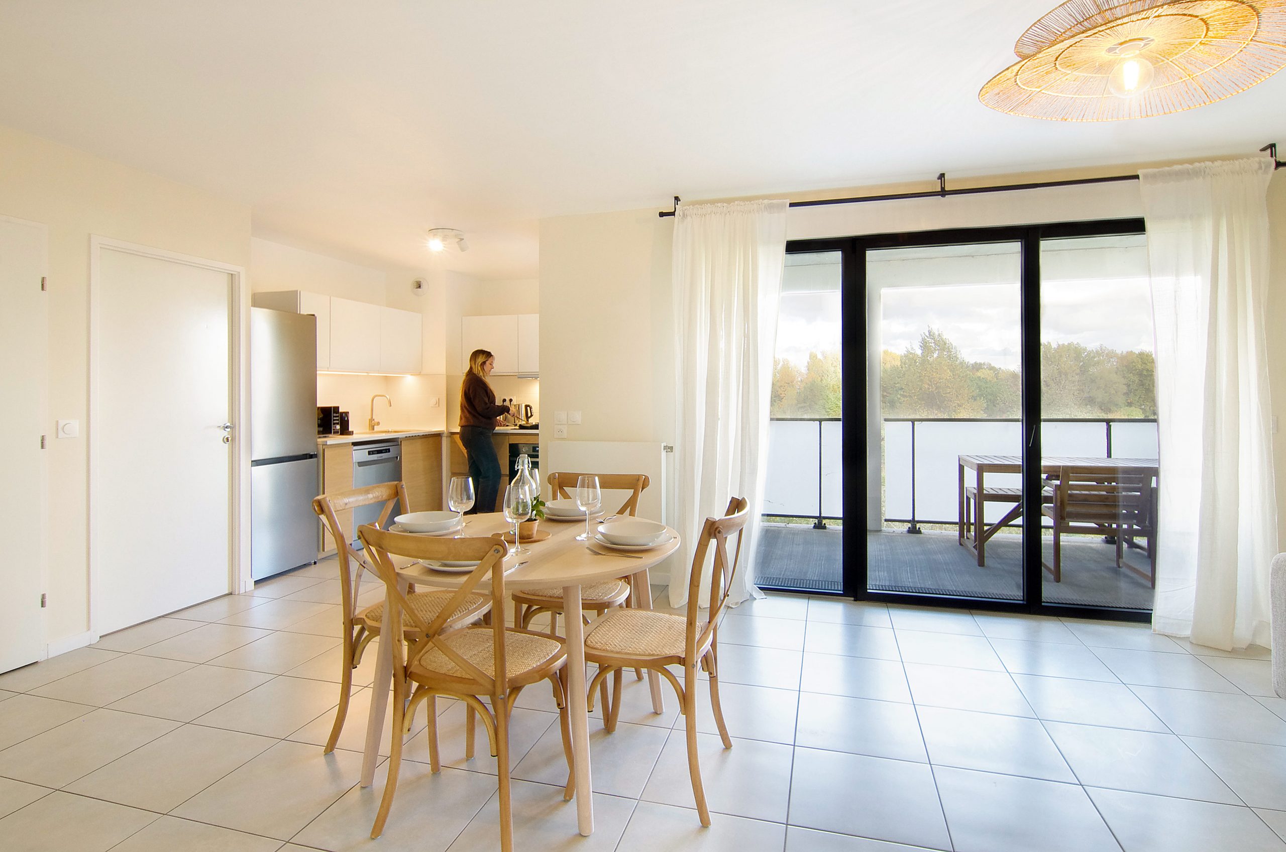 colocation-laroque-bordeaux-coliving-salon