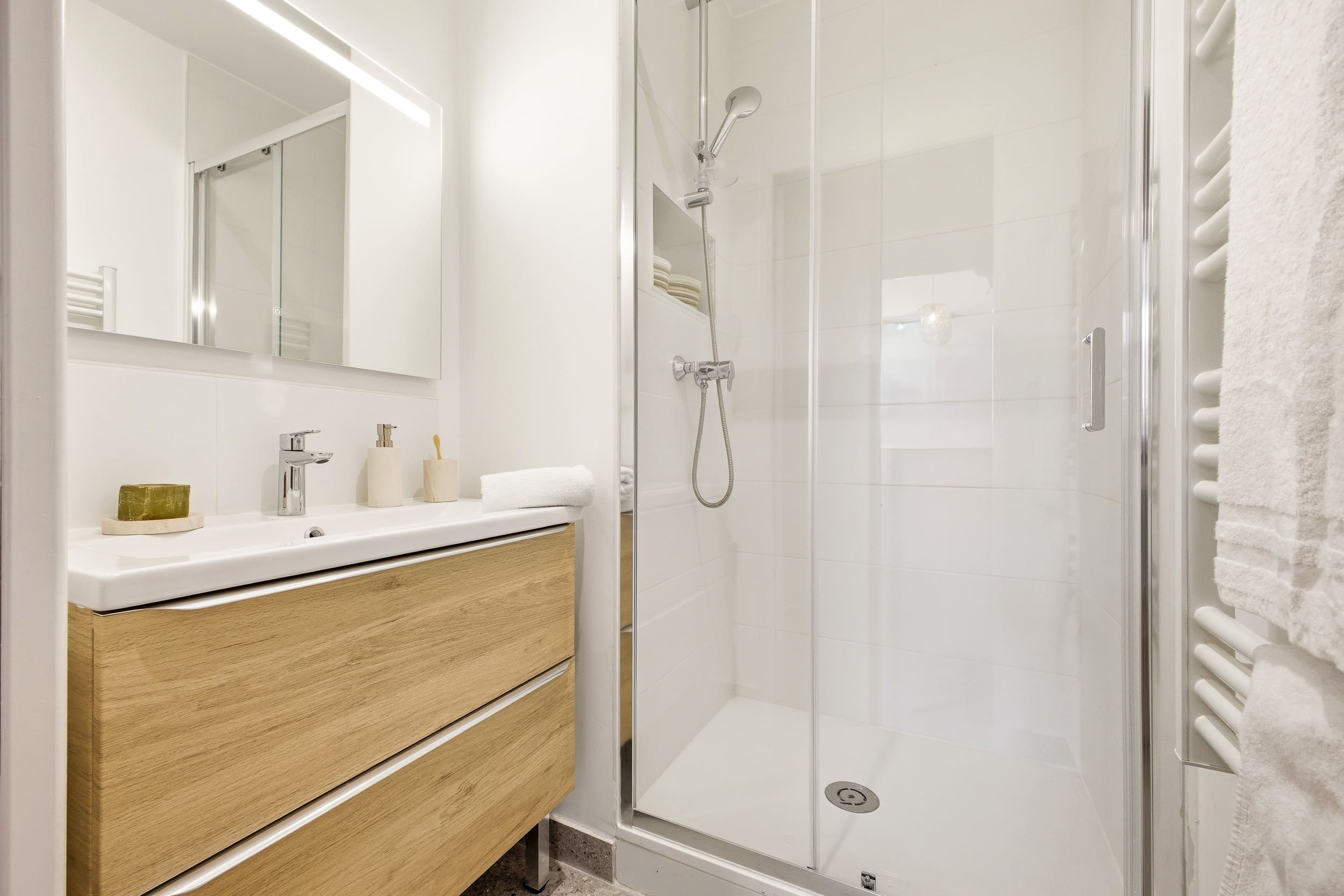 colocation-marseille-coliving-Mongrand-salle-de-bain-2