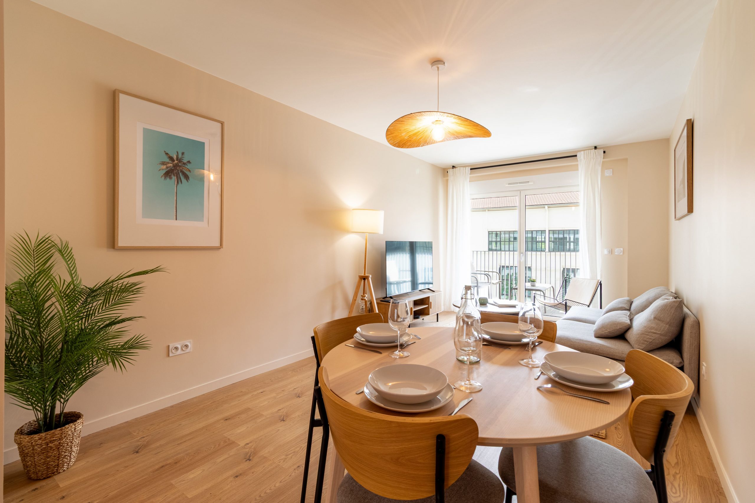 colocation-paris-coliving-alle-de-seine-saint-denis-salle-a-manger