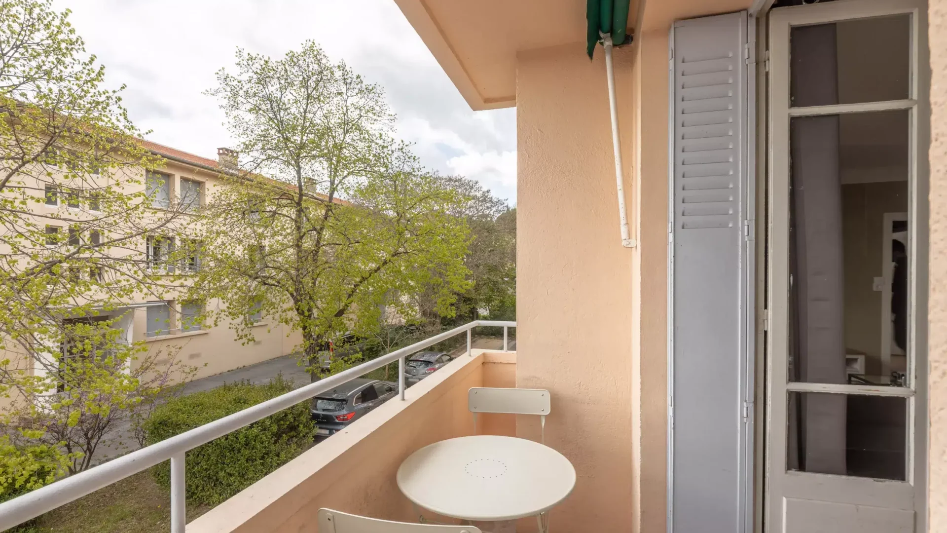 colocation-aix-solari-pasteur-1D-balcon