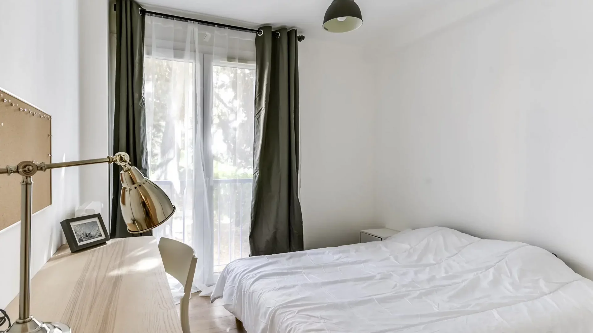 chambre-002-tassigny-colocation-aix