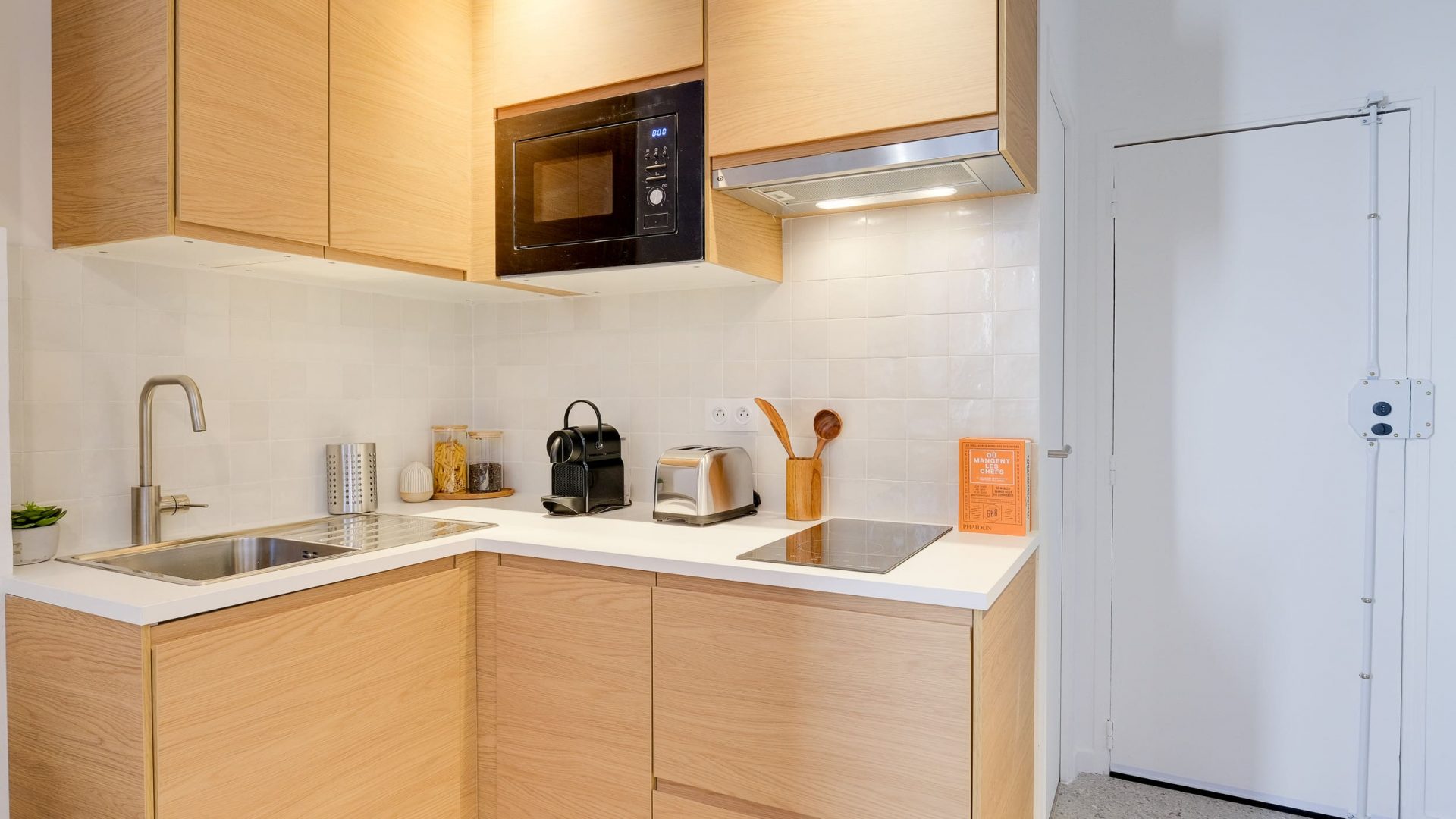 Colocation-2-euromed-coliving-julien-jules-cuisine