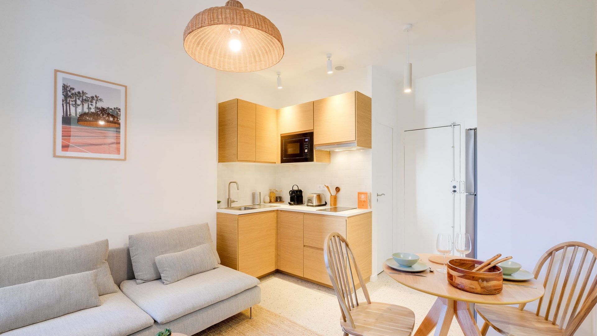 Colocation-2-euromed-coliving-julien-jules-salon (1)