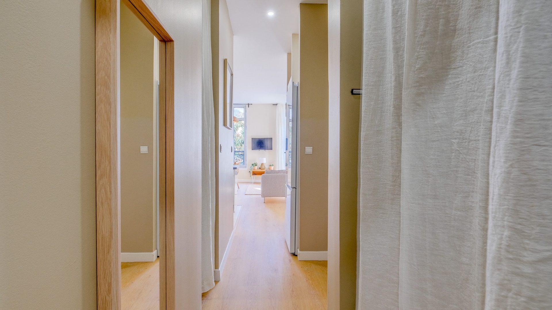 Colocation-castellane-coliving-rome-2-couloir