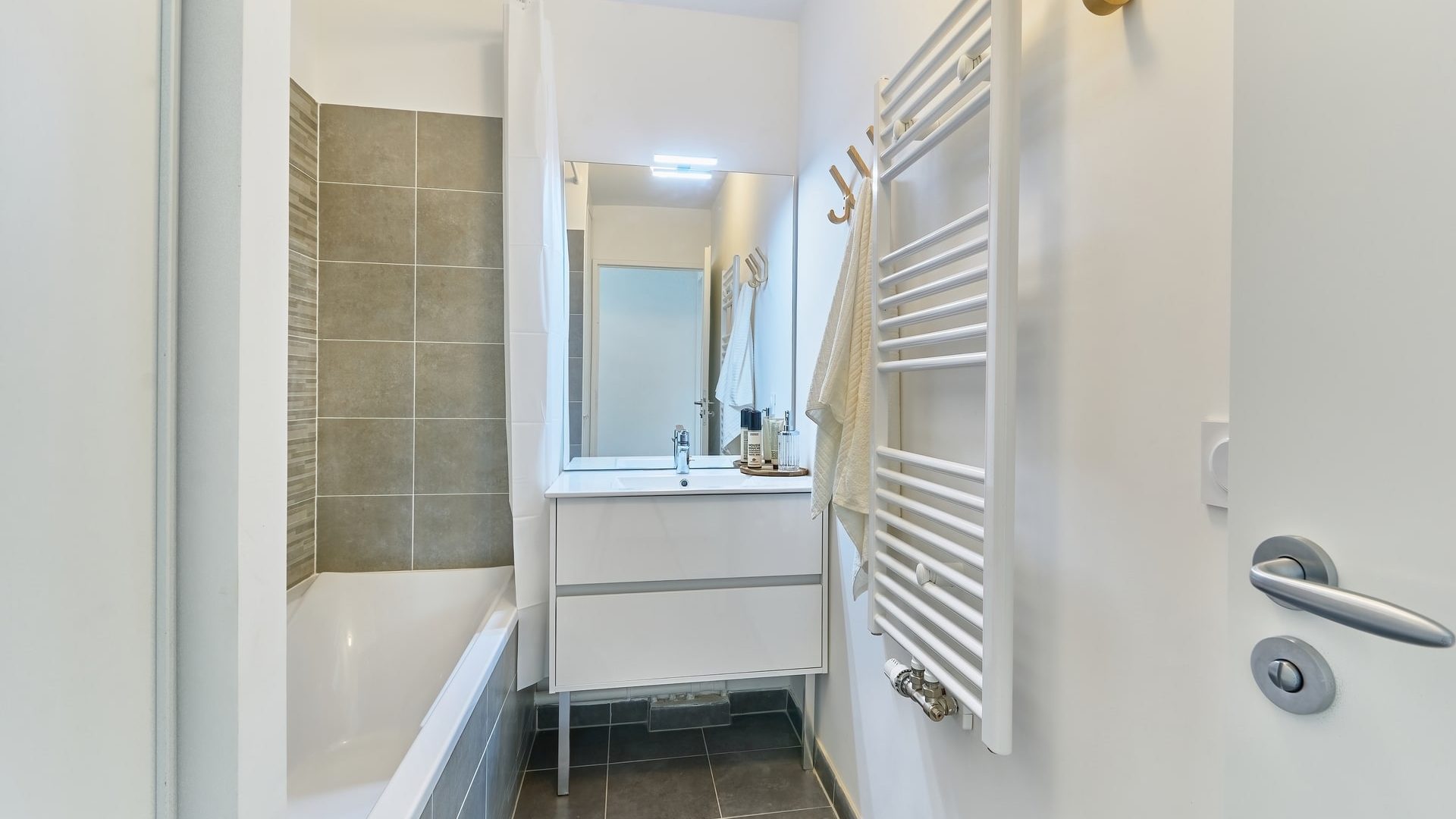 Colocation-colombes-coliving-varda-salle-de-bain