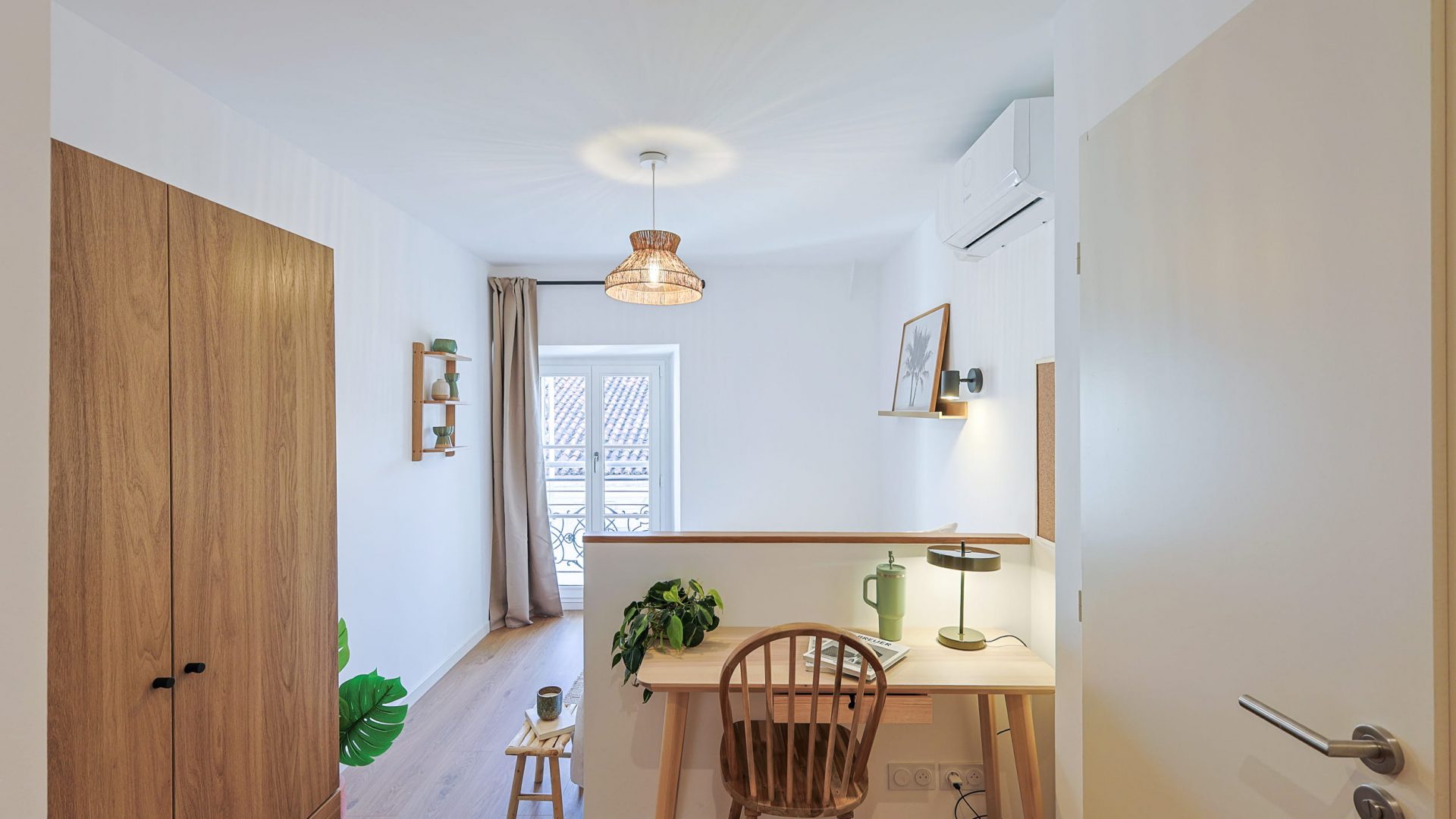 Rue grignan-chambre-504 (2)