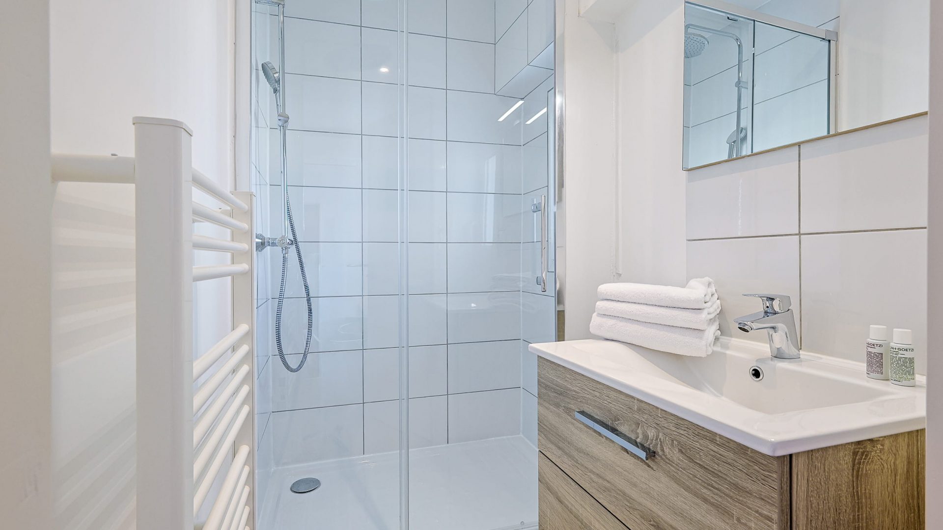 Rue grignan-chambre-509 (2)