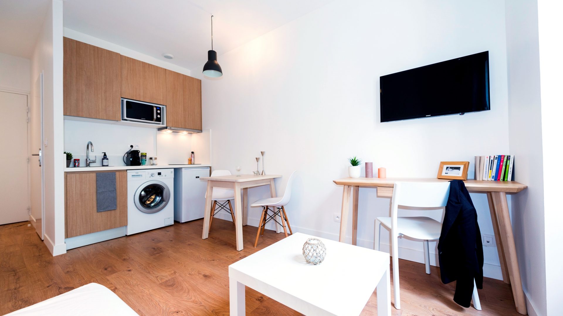 Séjour studio lumineux Toulon