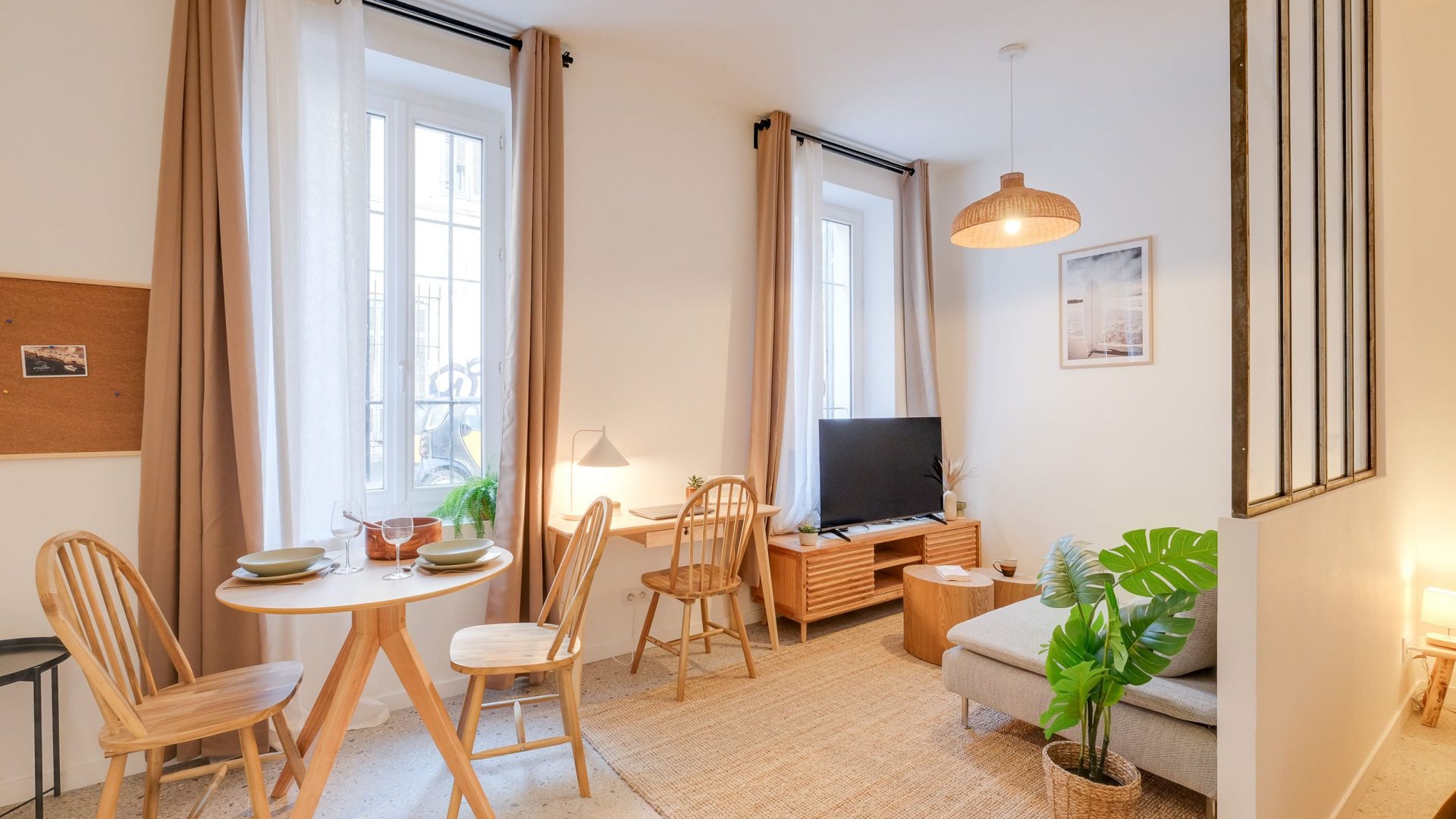 T1-euromed-coliving-julien-jules-entree