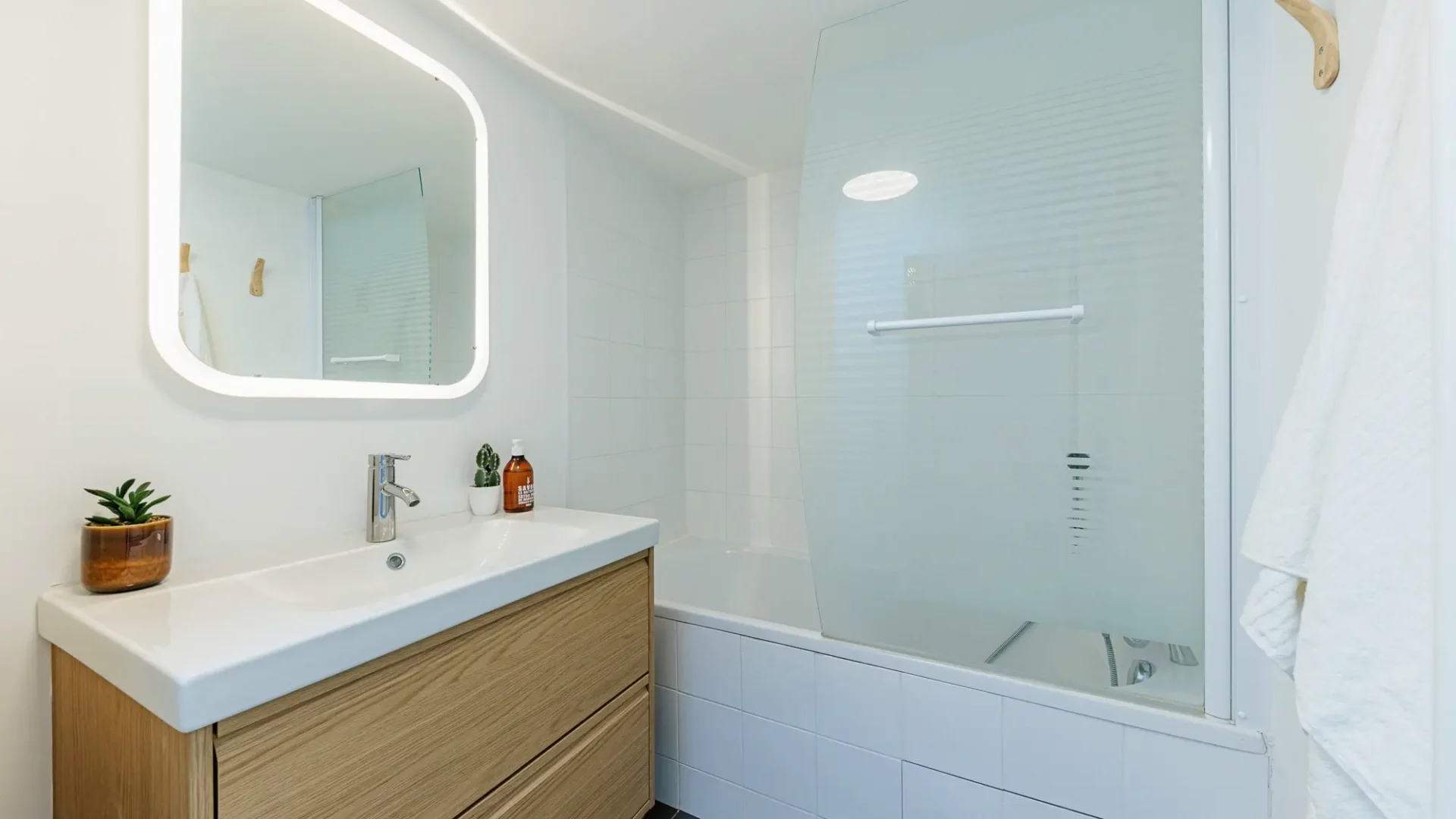 coliving-colocation-nantes-bolardiere-salle-bain-2