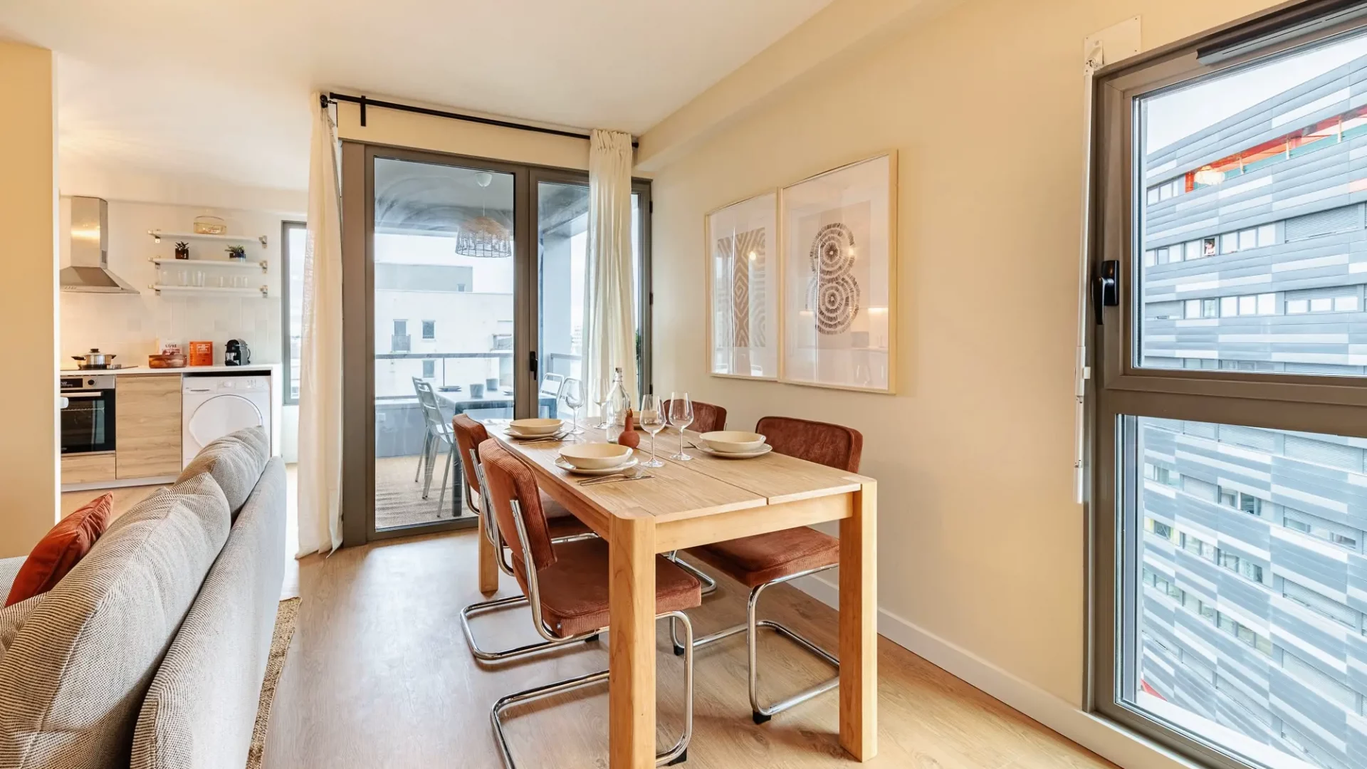 coliving-colocation-nantes-bolardiere-salle-manger