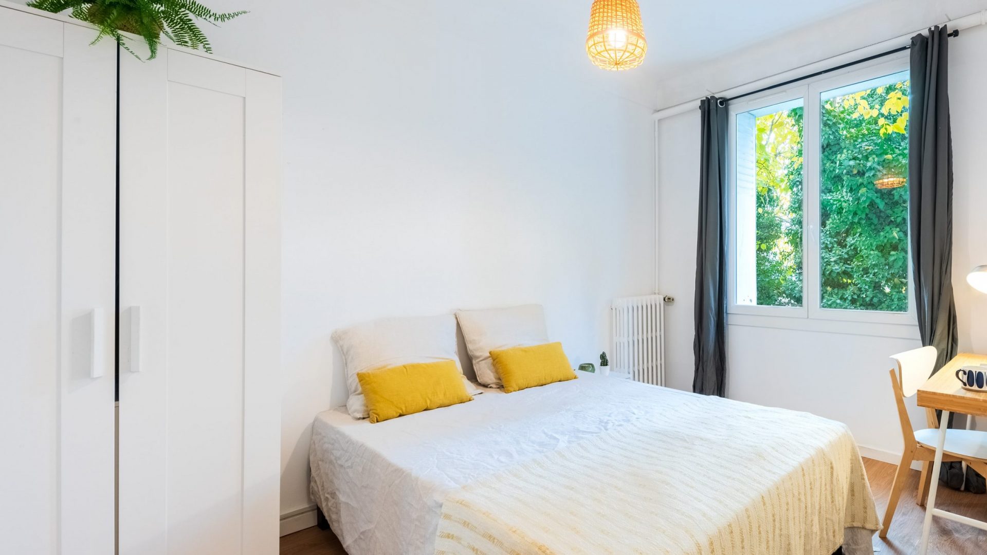 colocation-aix-blondel-chambre-1