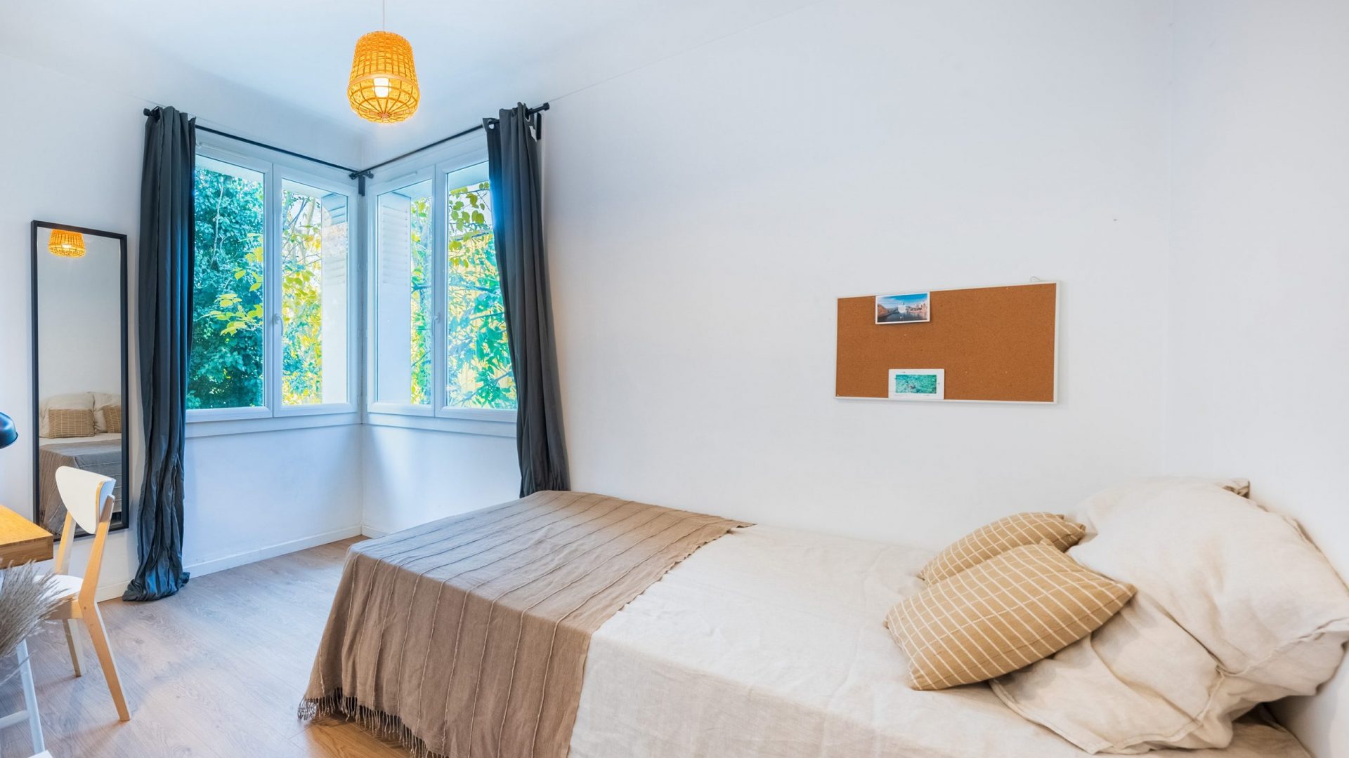colocation-aix-blondel-chambre-2