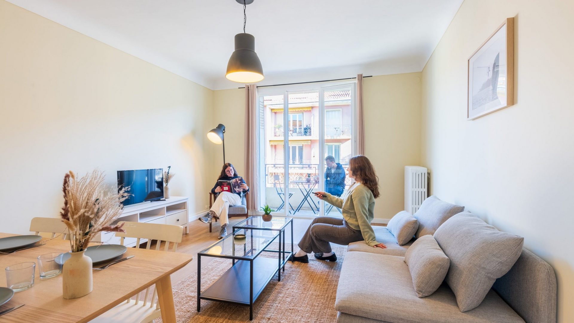 colocation-aix-blondel-salle-a-manger