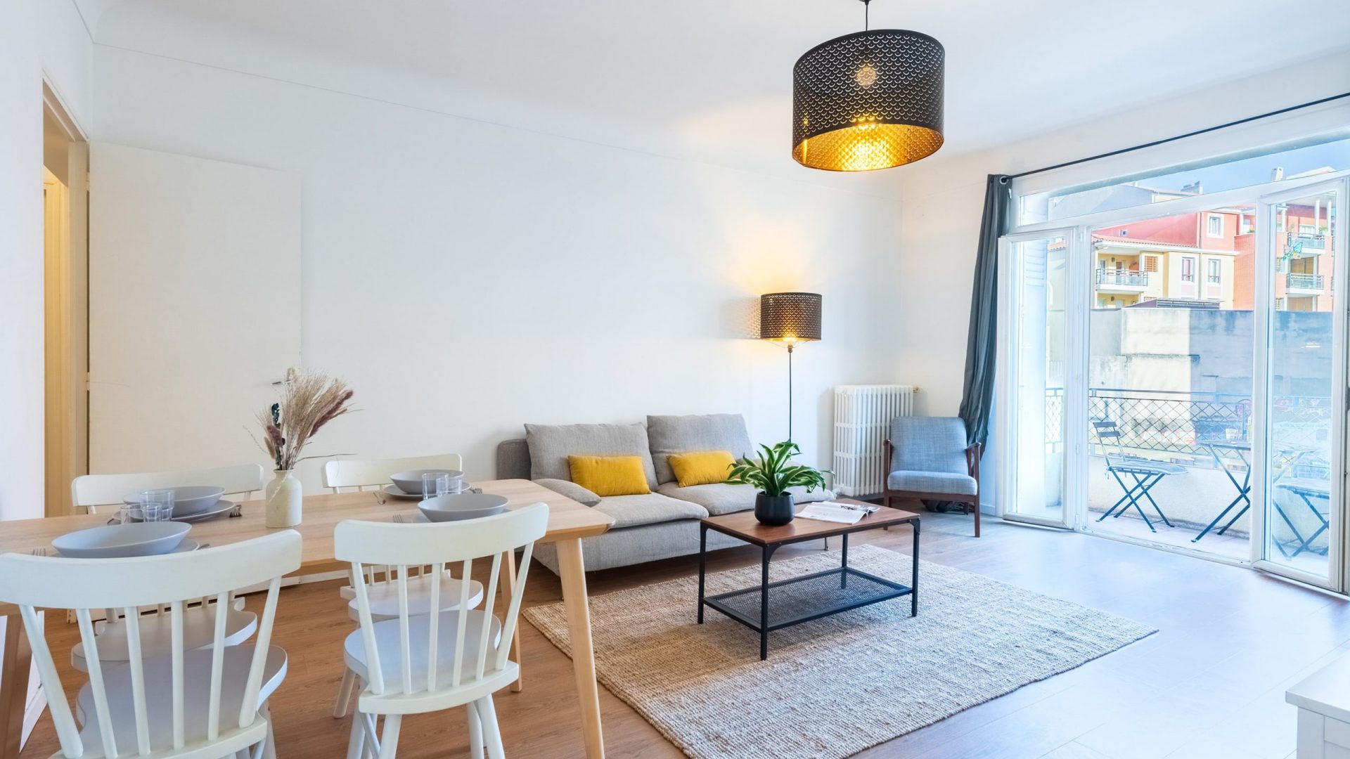 colocation-aix-blondel-vue-salon