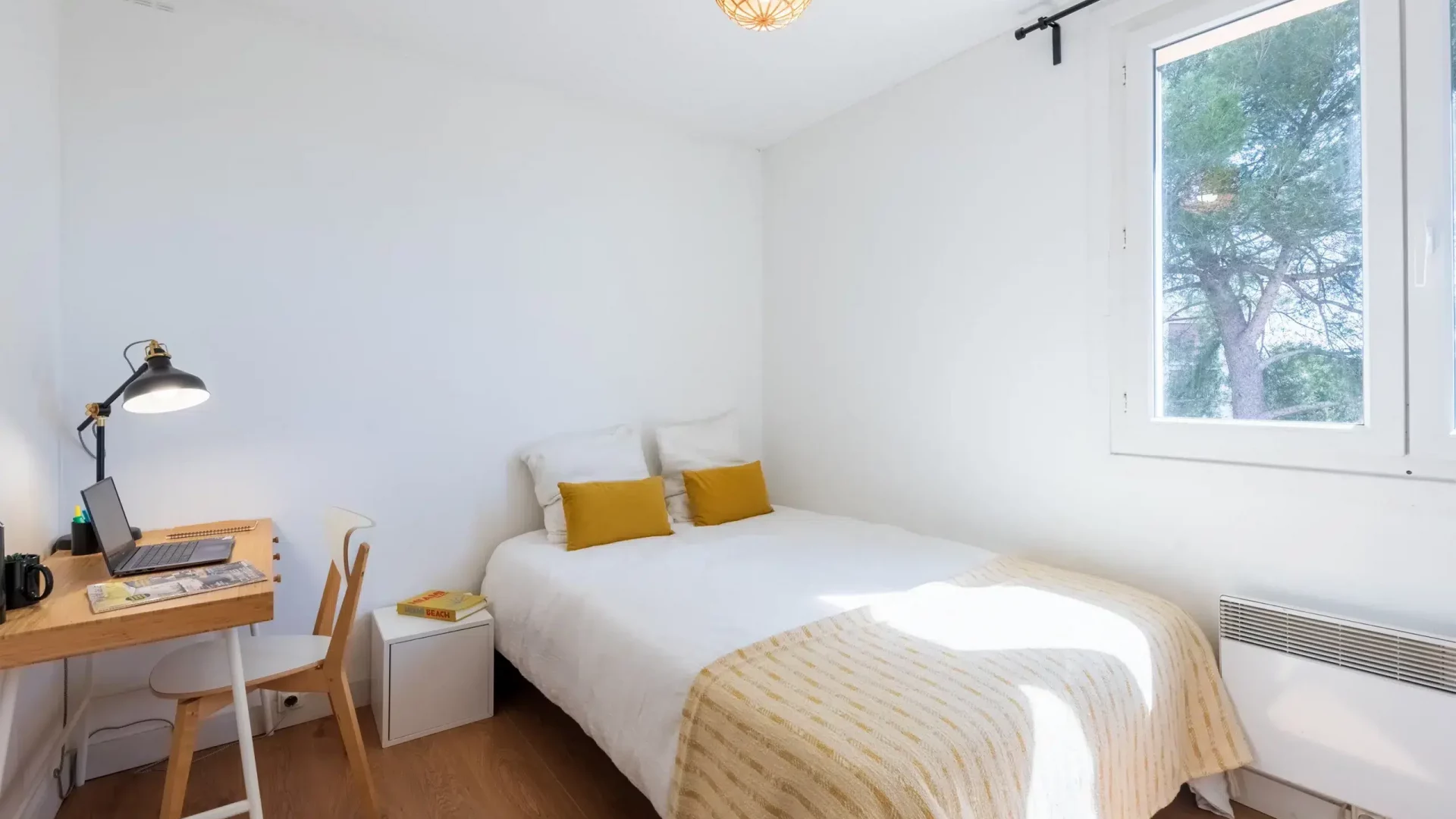 colocation-aix-en-provence-beauvallon-chambre2