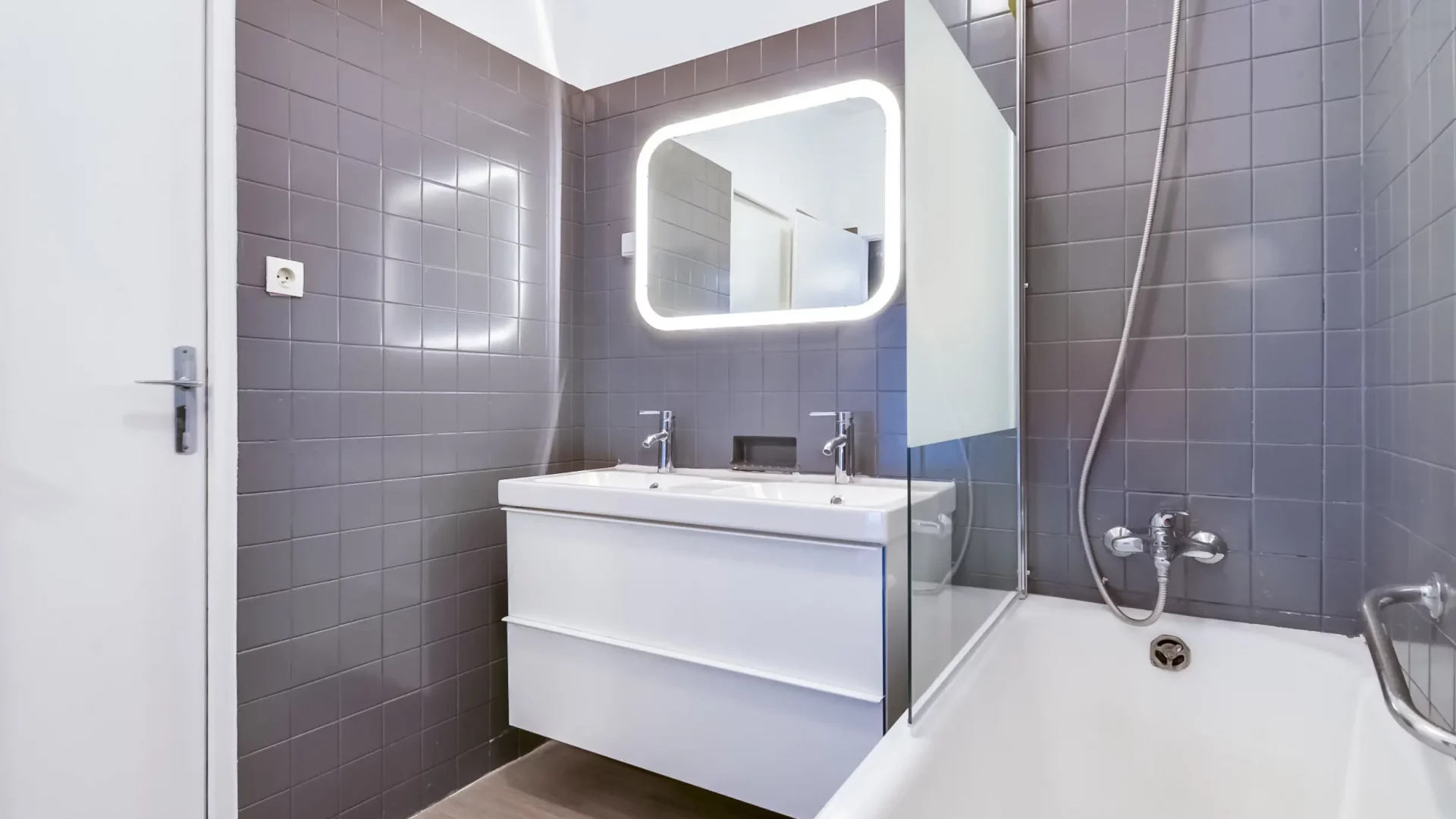 colocation-aix-jeanmoulin-salledebain