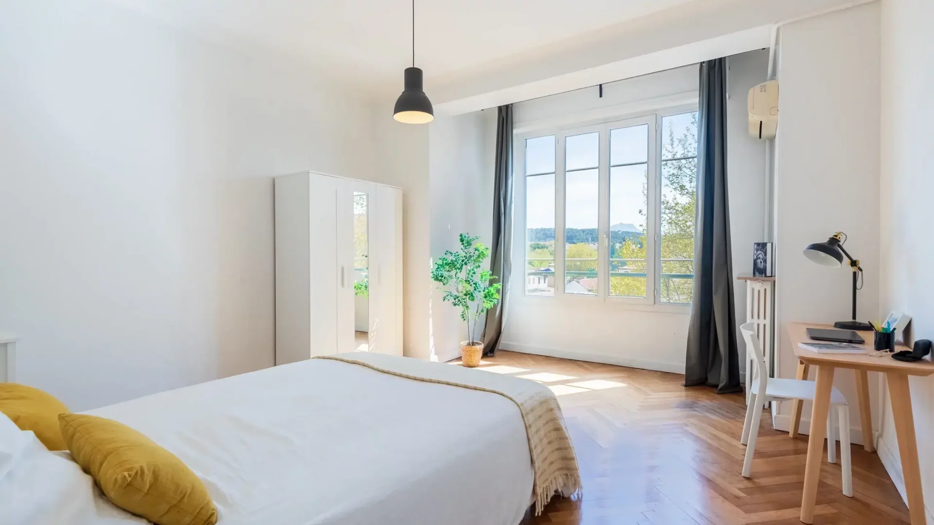 colocation-aix-jules-ferry-chambre-2-vue