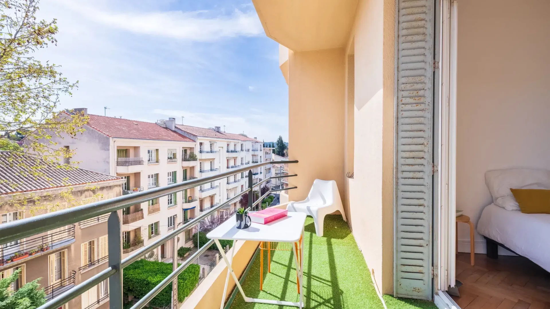 colocation-aix-jules-ferry-chambre-3-terrasse