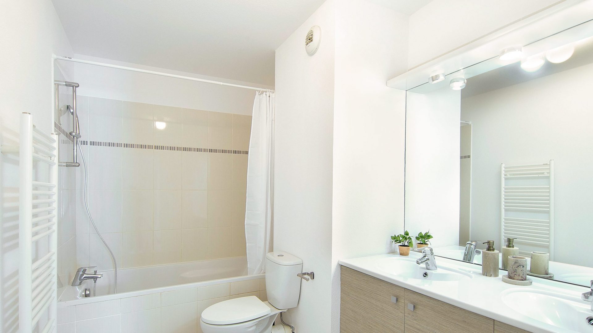 colocation-bordeaux-cour-quebec-salle-de-bain