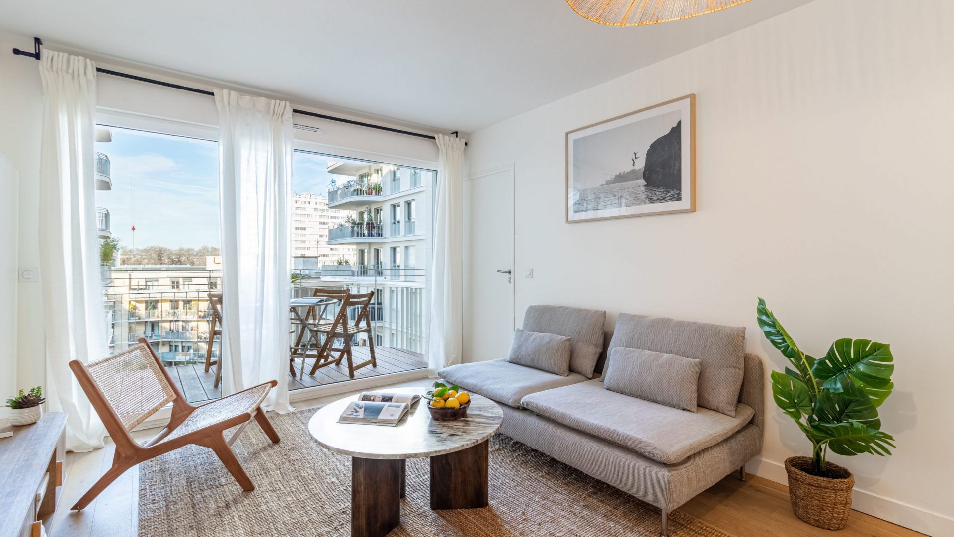 colocation-clichy-coliving-mederic-grand-salon