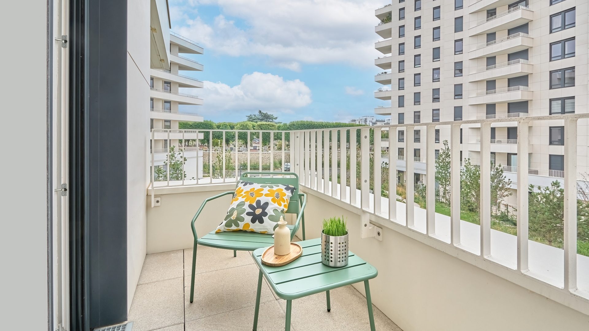 colocation-clichy-coliving-roguet-2-terrasse-cosy