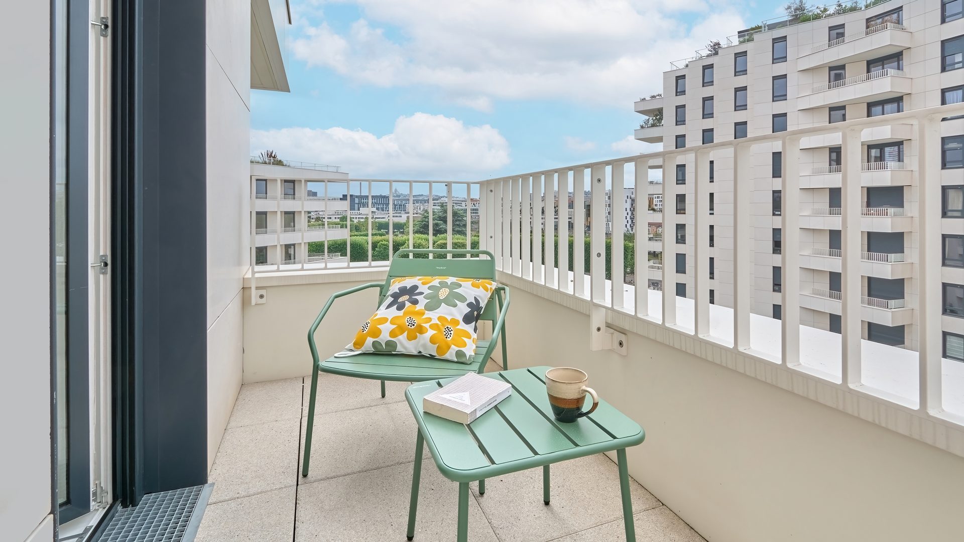 colocation-clichy-coliving-roguet-6-terrasse-vue