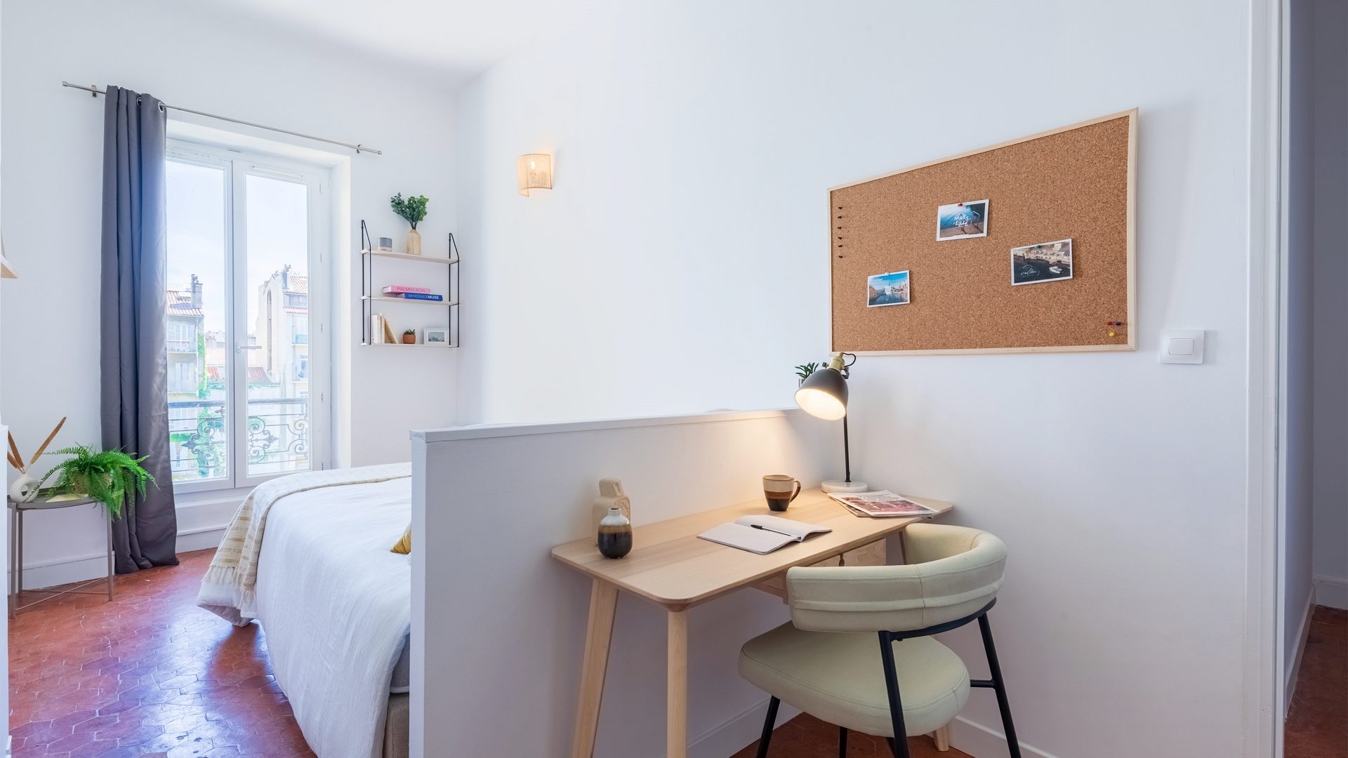 colocation-coliving-marseille-castellane-dupre3-Chambre-302-bure