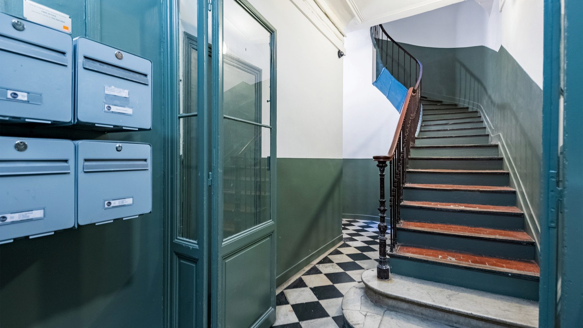 colocation-coliving-marseille-castellane-dupre3-acces-batiment-securise