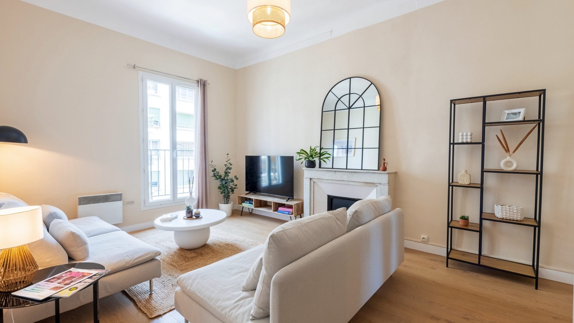 colocation-coliving-marseille-castellane-dupre3-salon-meublee-design