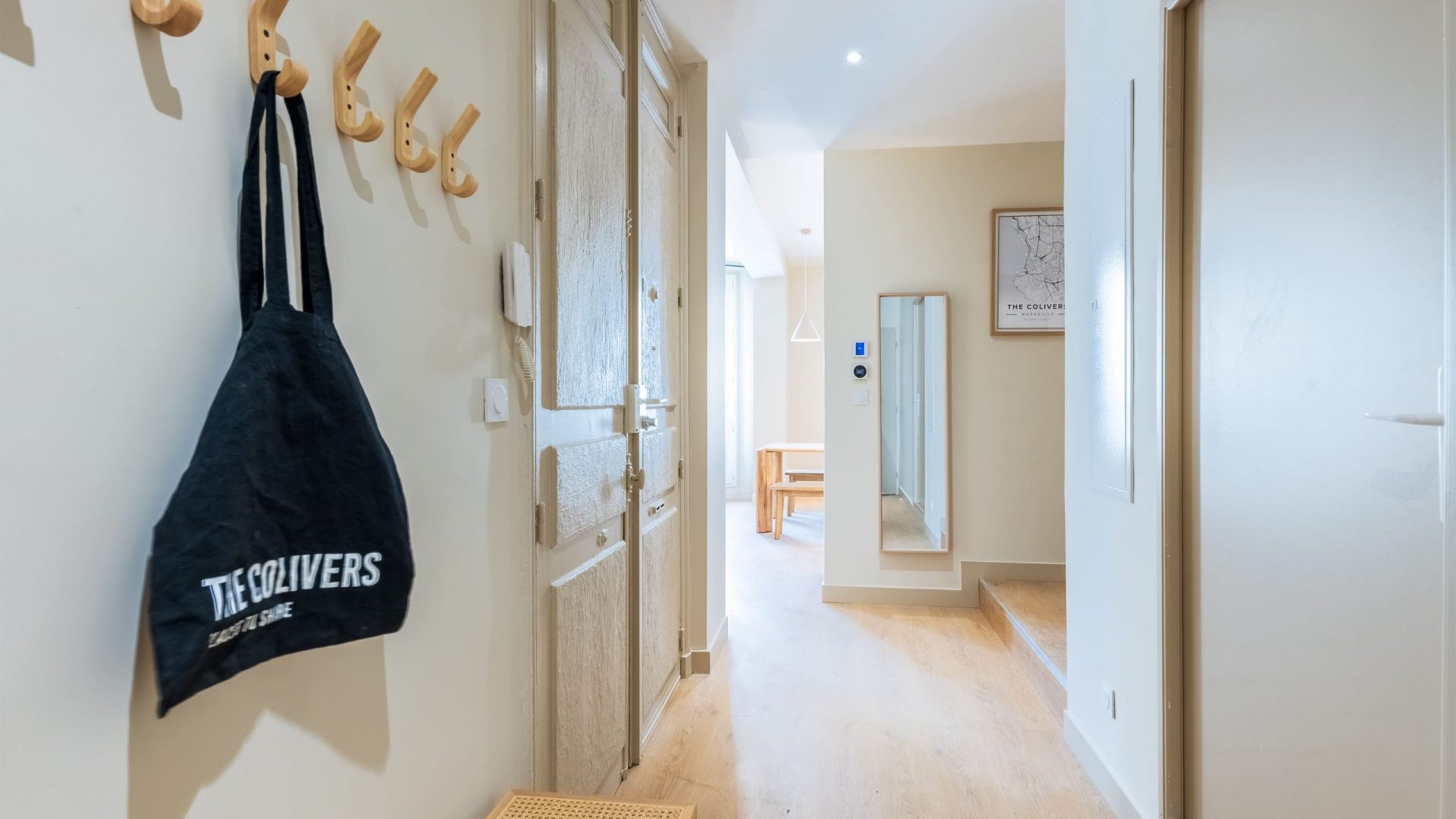 colocation-cours-julien-coliving-couloir