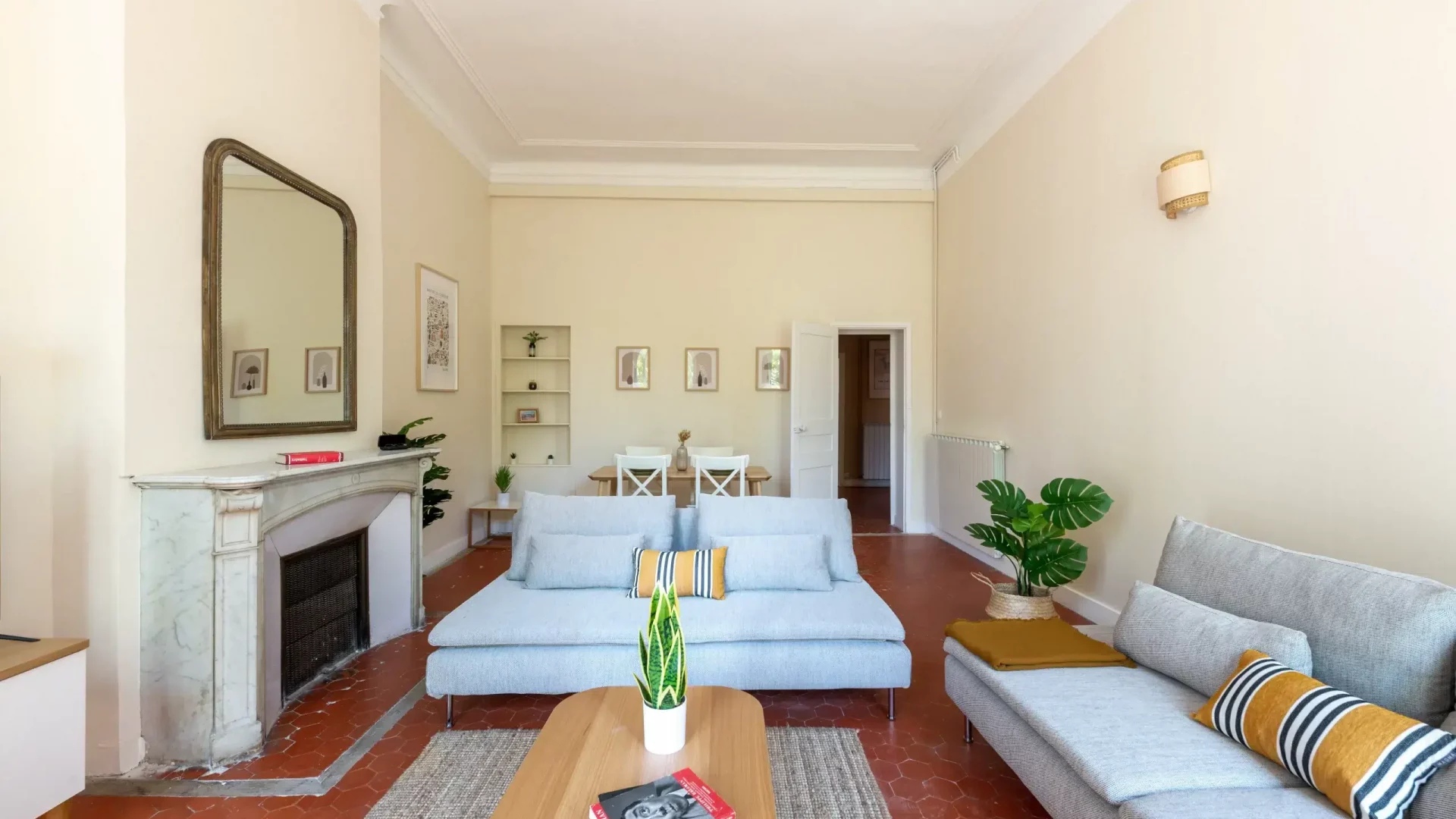 colocation-dupre1-castellane-salon2