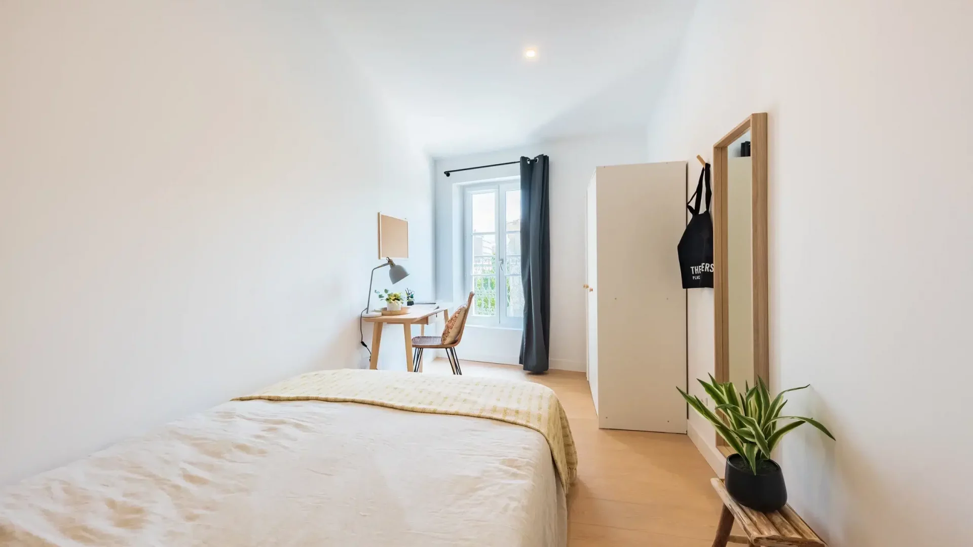 colocation-marseille-canebiere-chambre-408