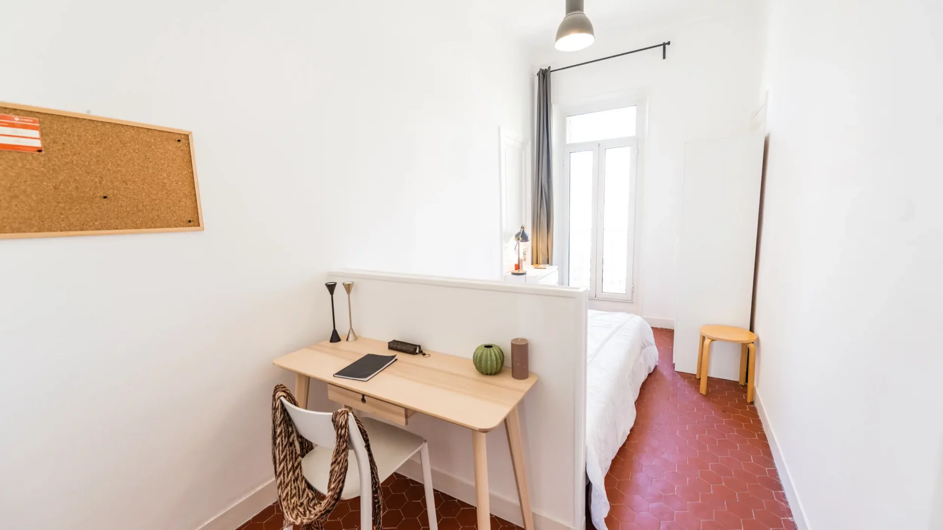 colocation-marseille-chartreux4-chambre402