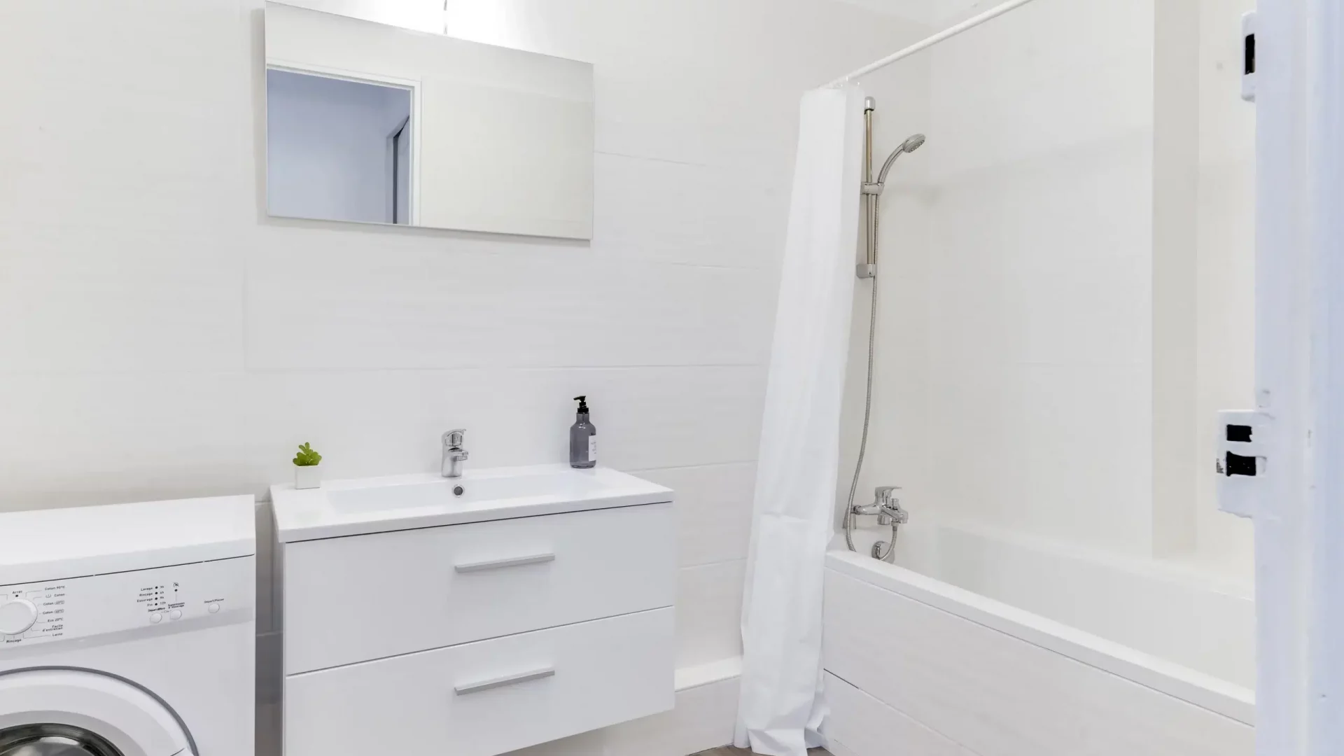 colocation-marseille-colbert3-salledebain