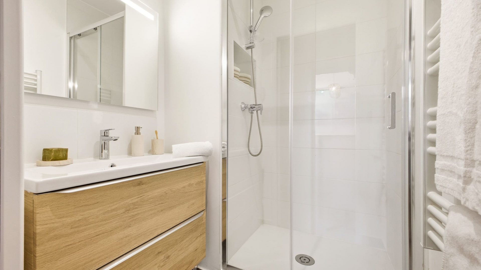 colocation-marseille-coliving-Mongrand-salle-de-bain-2