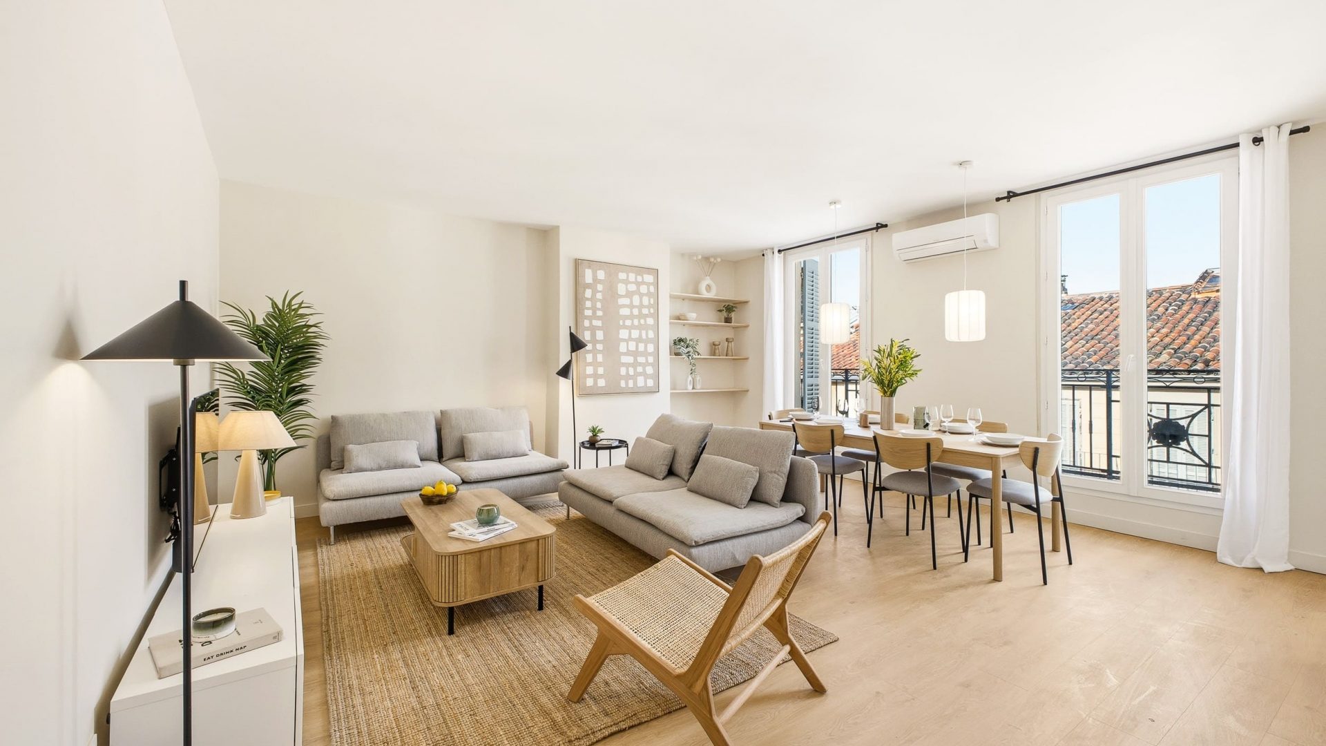 colocation-marseille-coliving-Mongrand-vue-salon