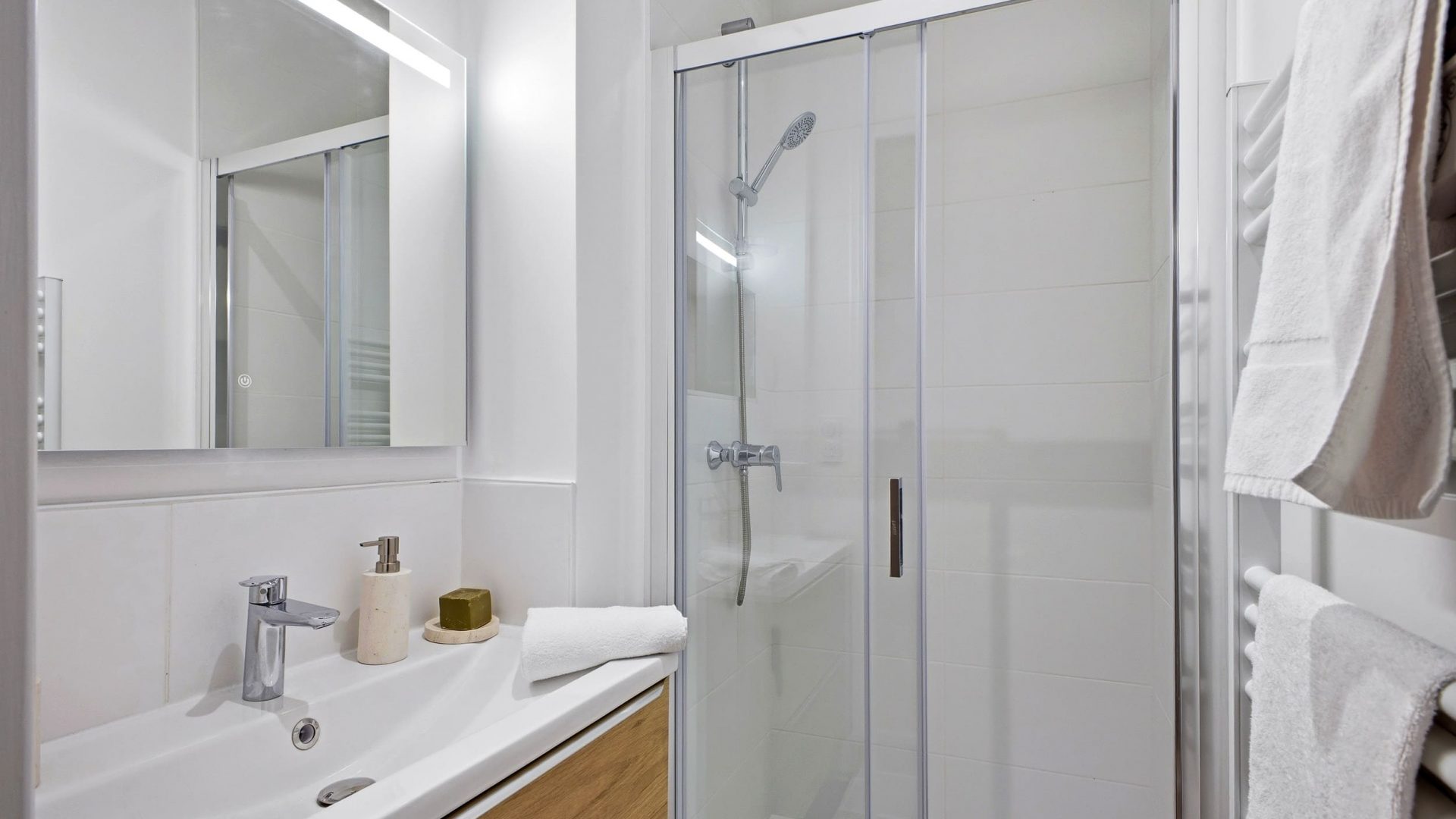 colocation-marseille-coliving-montgrand-3eme-douche