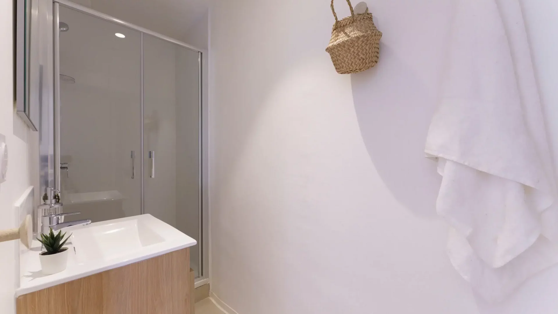 colocation-marseille-liberte-salledebain3