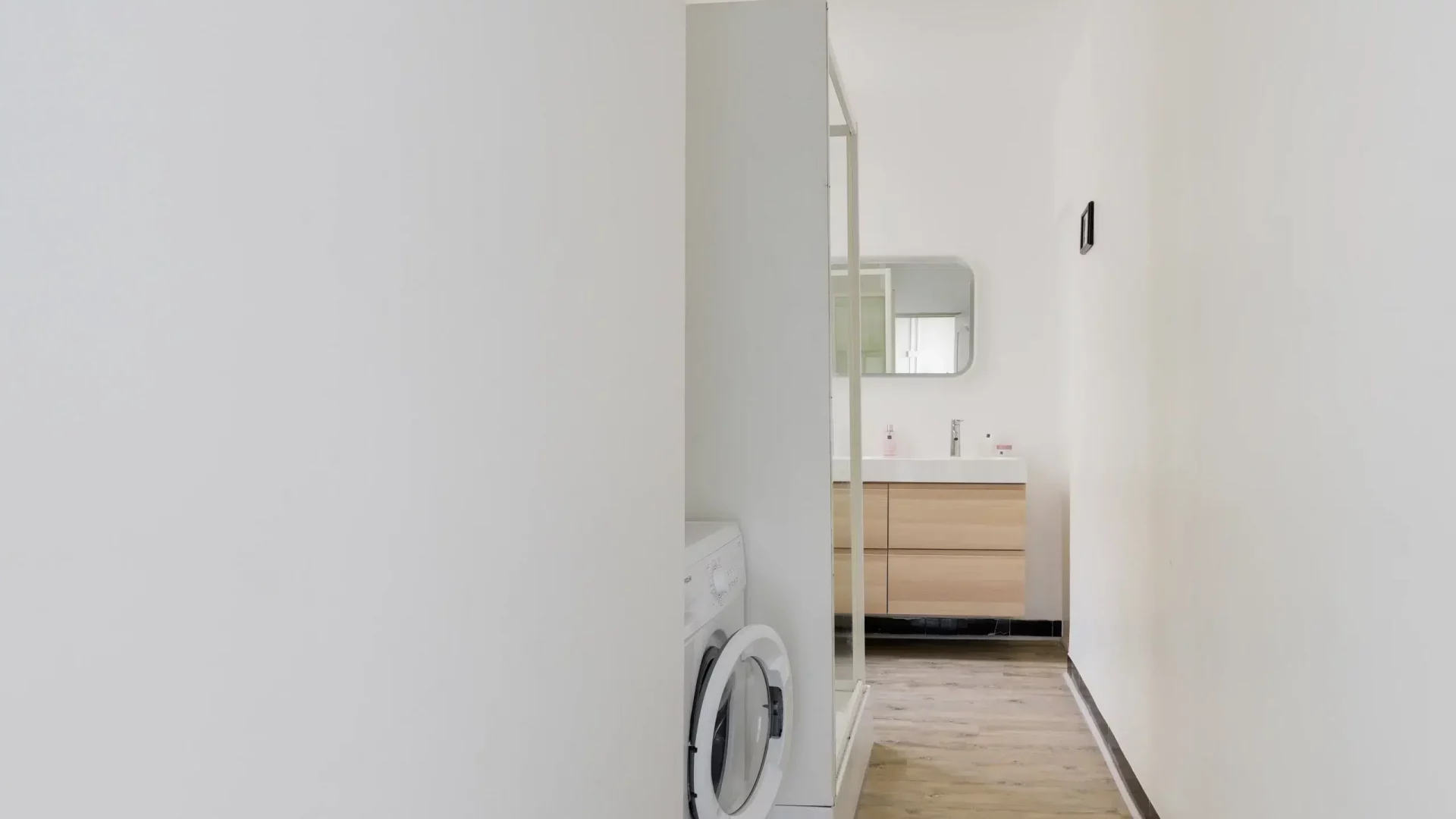 colocation-montpellier-ernest1-salledebain