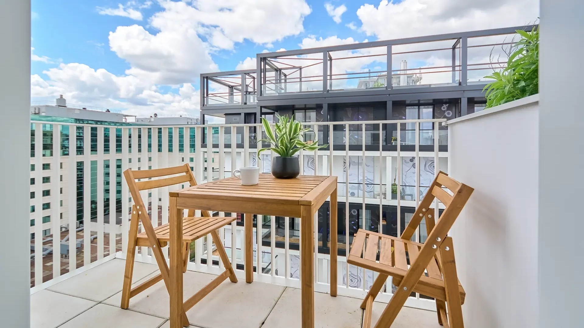 colocation-paris-asnieres-chambre-1-terrasse