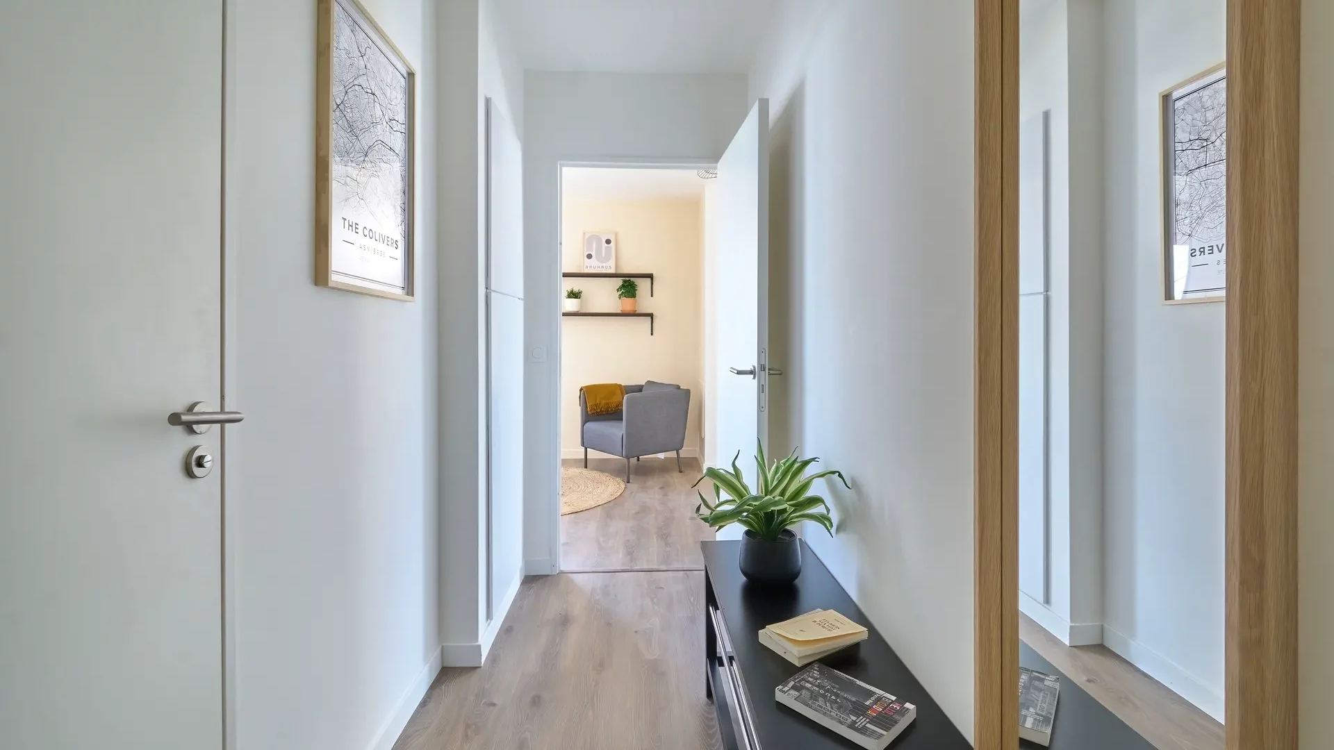 colocation-paris-asnieres-couloir